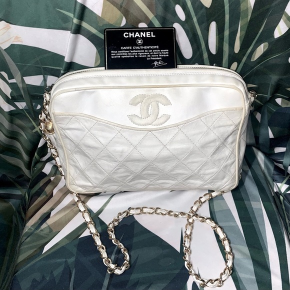 CHANEL Handbags - Chanel Vintage Camera Tassel Quilted Lambskin Leather White Crossbody bag
